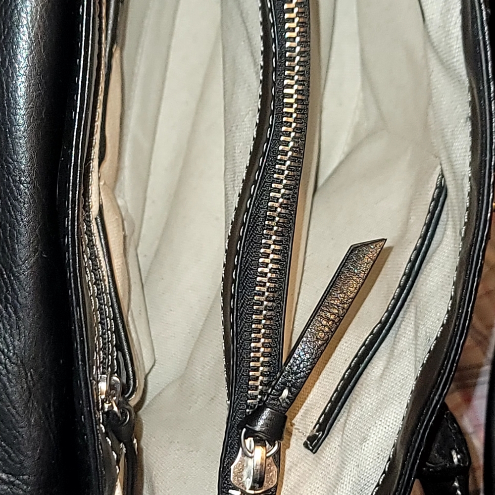 Michael Kors vintage Black leather shoulder satchel - Picture 9 of 12